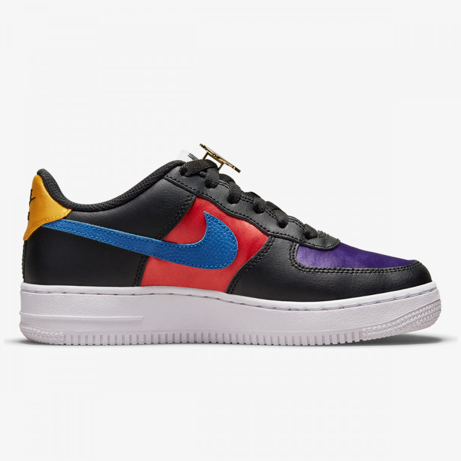 NIKE Superge Air Force 1 LV8 EMB 