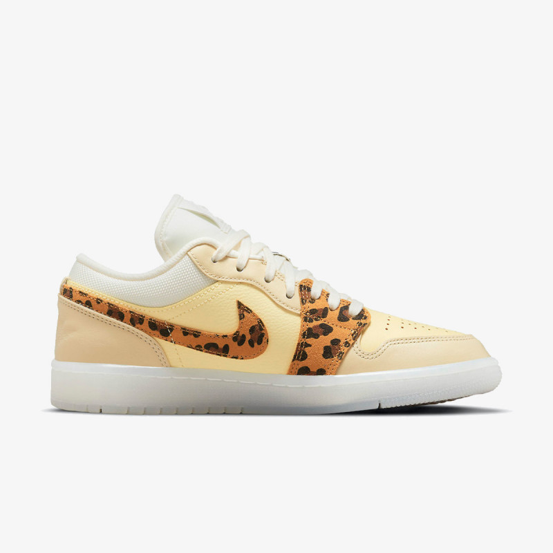 NIKE Superge WMNS AIR JORDAN 1 LOW 