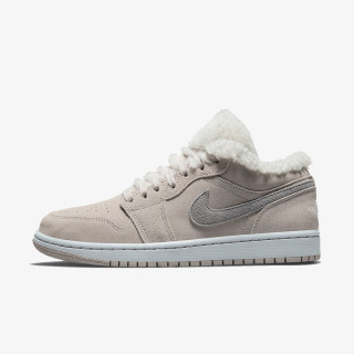 NIKE Superge WMNS AIR JORDAN 1 LOW SE V2 