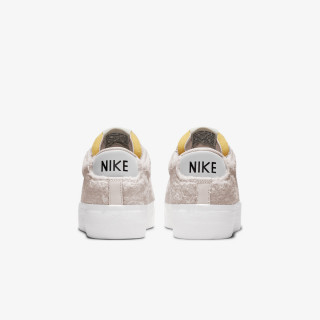 NIKE Superge WMNS BLAZER LOW PLATFORM 