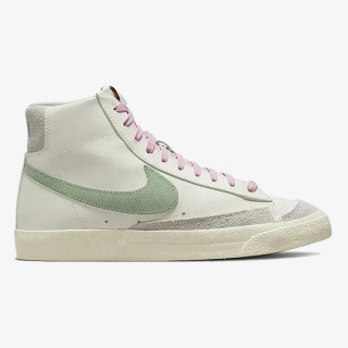NIKE Superge Blazer Mid ’77 