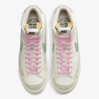 NIKE Superge Blazer Mid ’77 