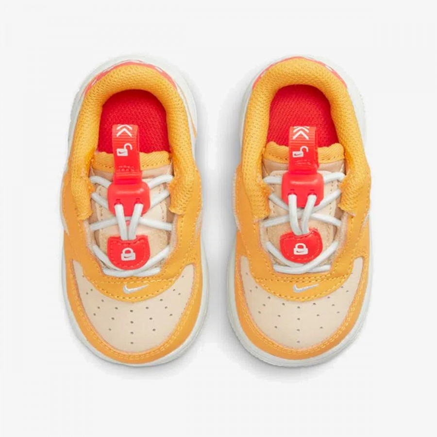 NIKE Superge Force 1 Toggle 