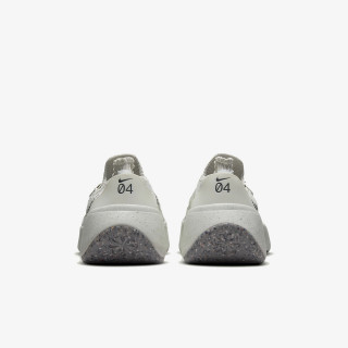 NIKE Superge NIKE SPACE HIPPIE 04 