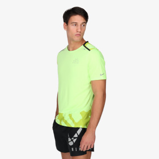 NIKE KRATKA MAJICA M NK DF RUN DVN RISE 365 SS 