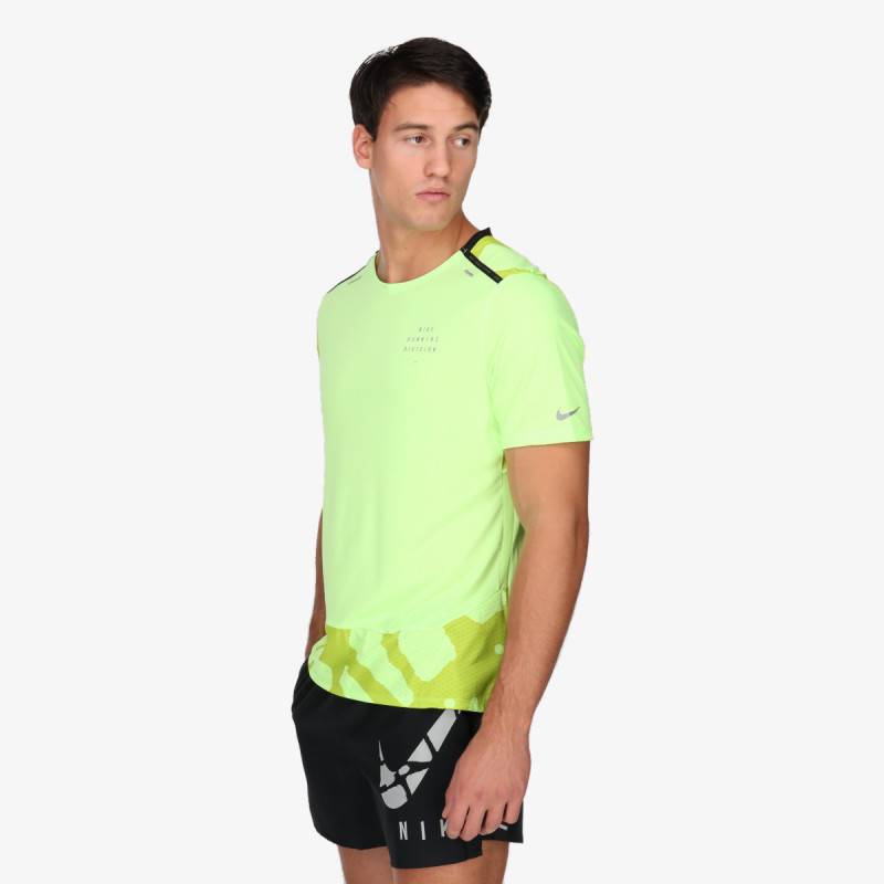 NIKE KRATKA MAJICA M NK DF RUN DVN RISE 365 SS 