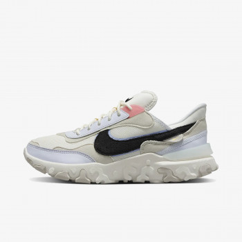 W NIKE REACT R3VISION