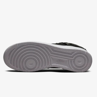 NIKE Superge NIKE AIR FORCE 1 LOW SP UC 