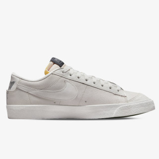 NIKE Superge Blazer Low PRM 