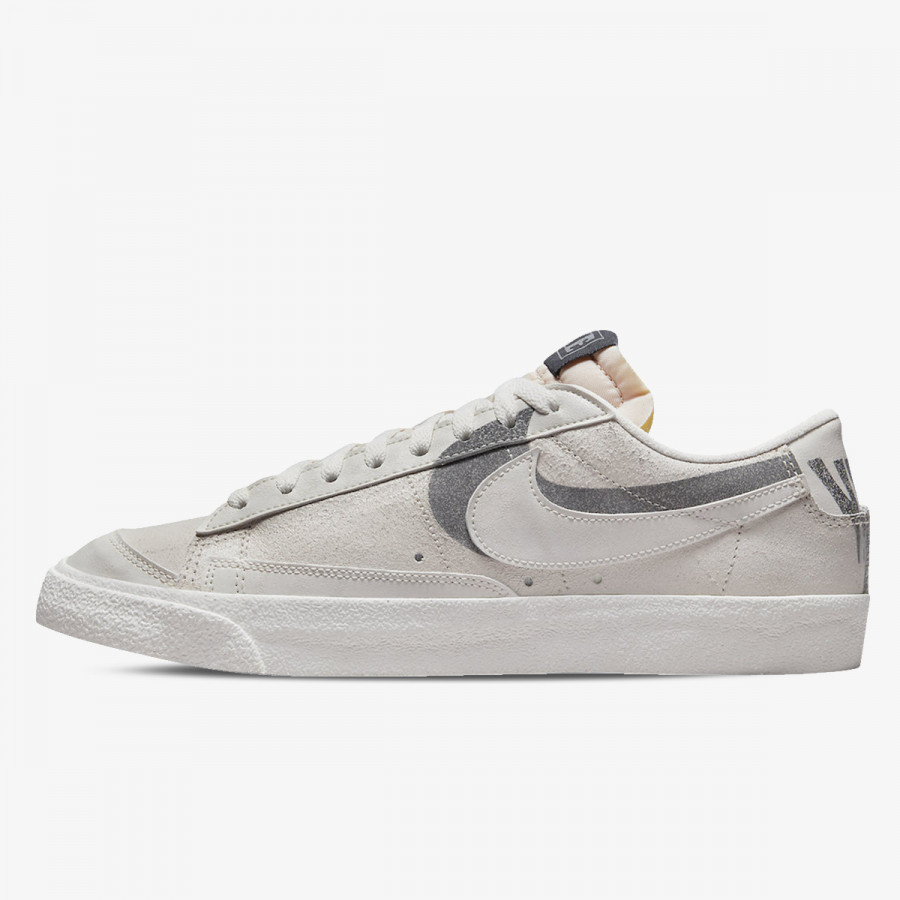 NIKE Superge Blazer Low PRM 