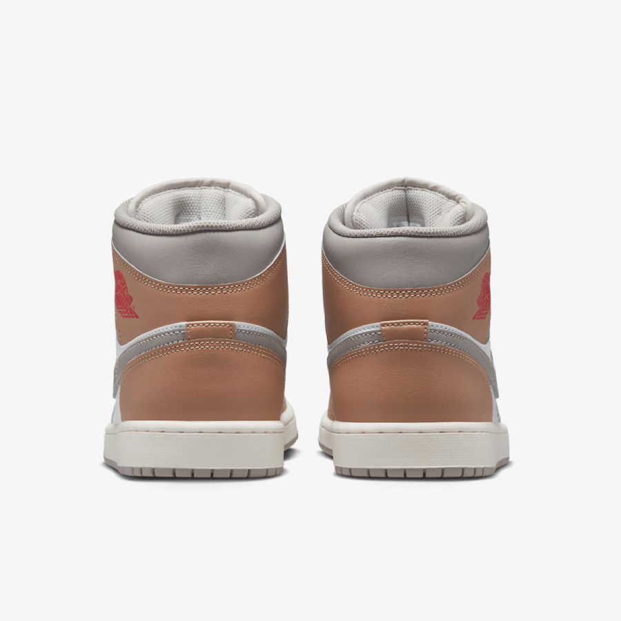NIKE Superge AIR JORDAN 1 MID 