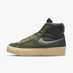 NIKE Superge W NIKE BLAZER MID VICTORY 