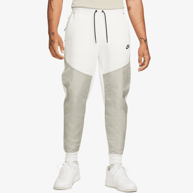 Autonomy Intense blow hole NIKE Trenirka M NK TCH FLC OVERLAY JGGR | Buzz - Spletna trgovina