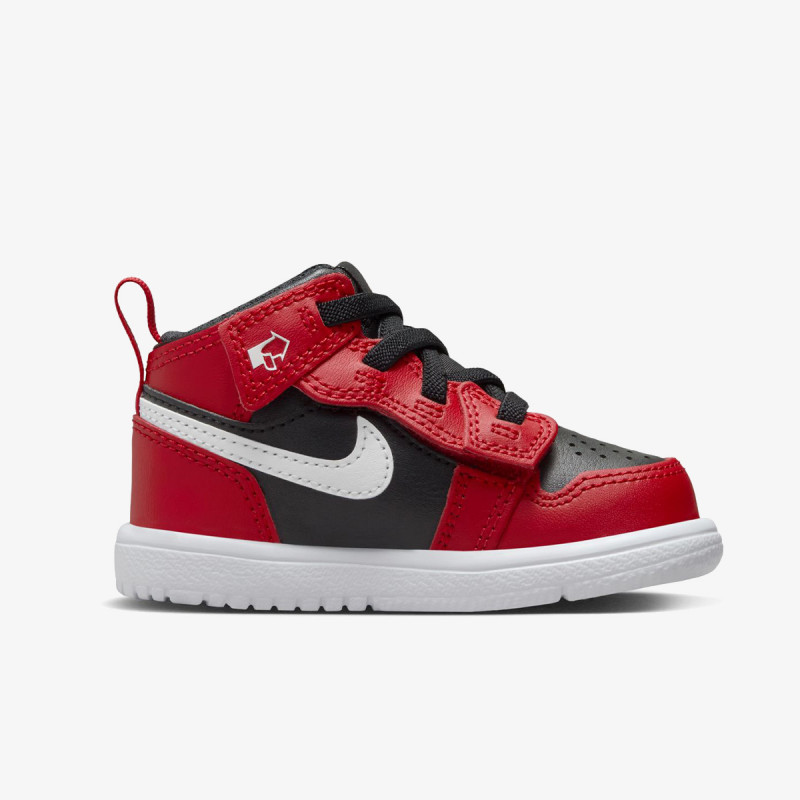 NIKE Superge Jordan 1 Mid 