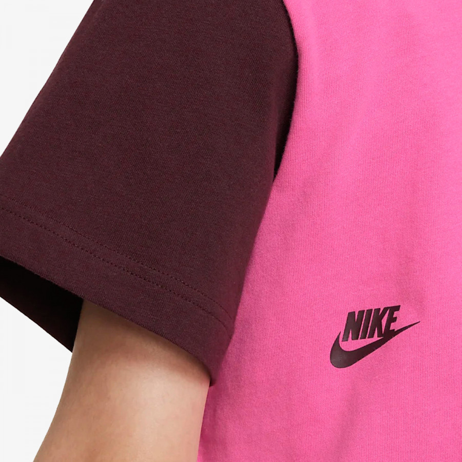 NIKE KRATKA MAJICA G NSW TEE ESSNTL BOXY TEE DNC 