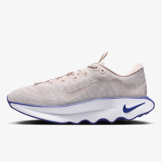 NIKE Superge Motiva 