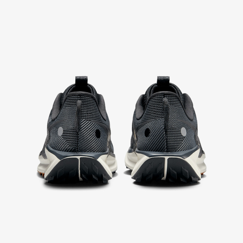 NIKE Superge W REACTX PEGASUS TRAIL 5