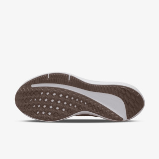 NIKE Superge Winflo 10 