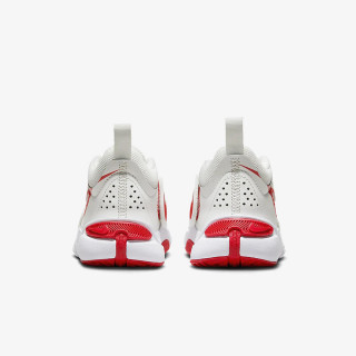 NIKE Superge Team Hustle D 11 