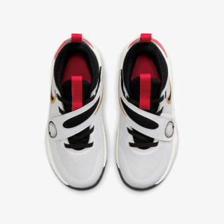 NIKE Superge Team Hustle D 11 