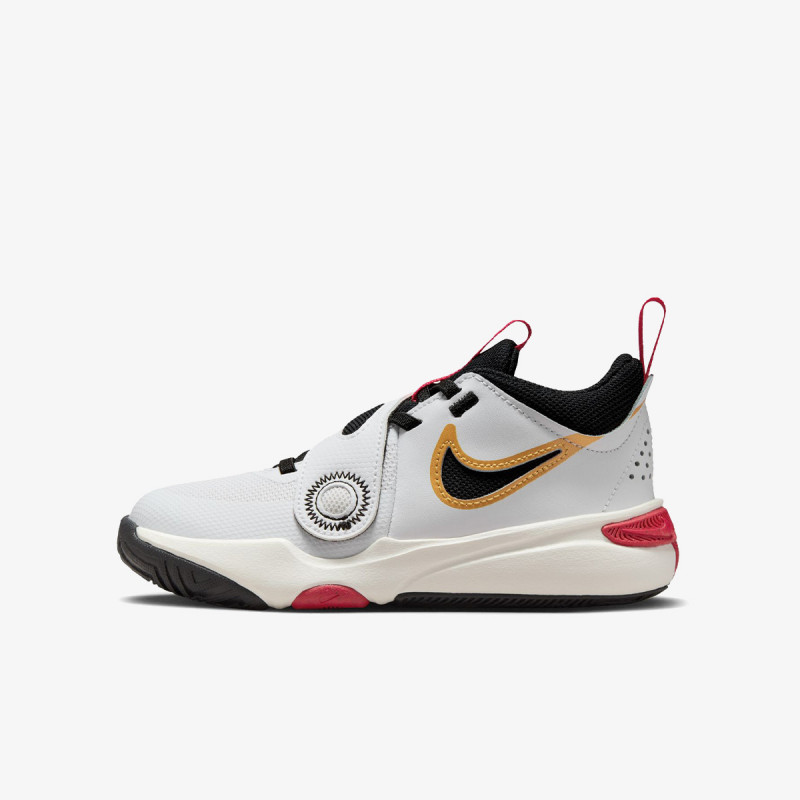 NIKE Superge Team Hustle D 11 