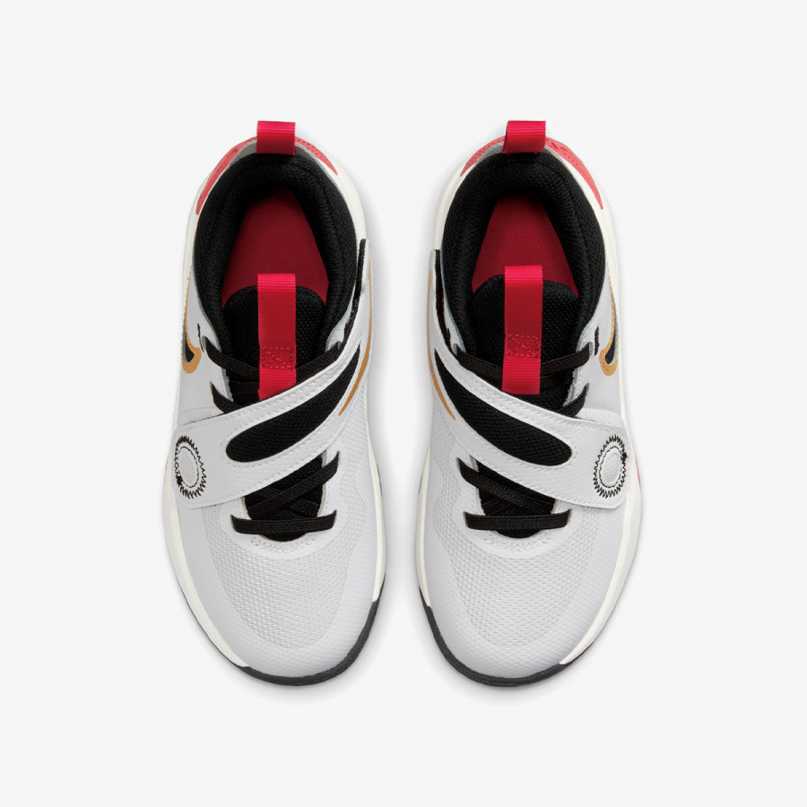 NIKE Superge Team Hustle D 11 