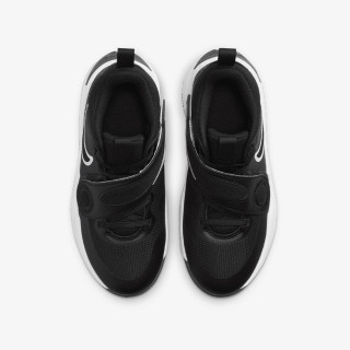 NIKE Superge Team Hustle D 11 