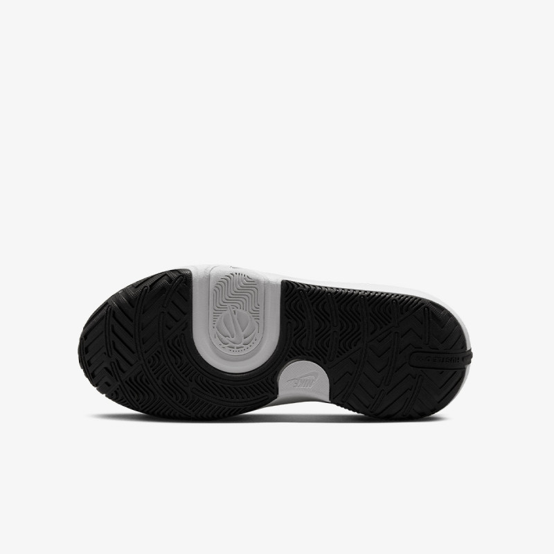 NIKE Superge Team Hustle D 11 