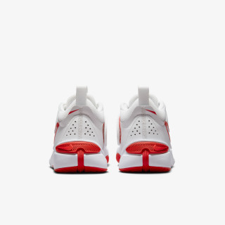 NIKE Superge Team Hustle D 11 