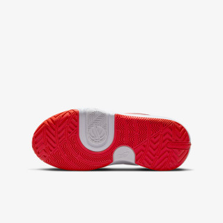 NIKE Superge Team Hustle D 11 