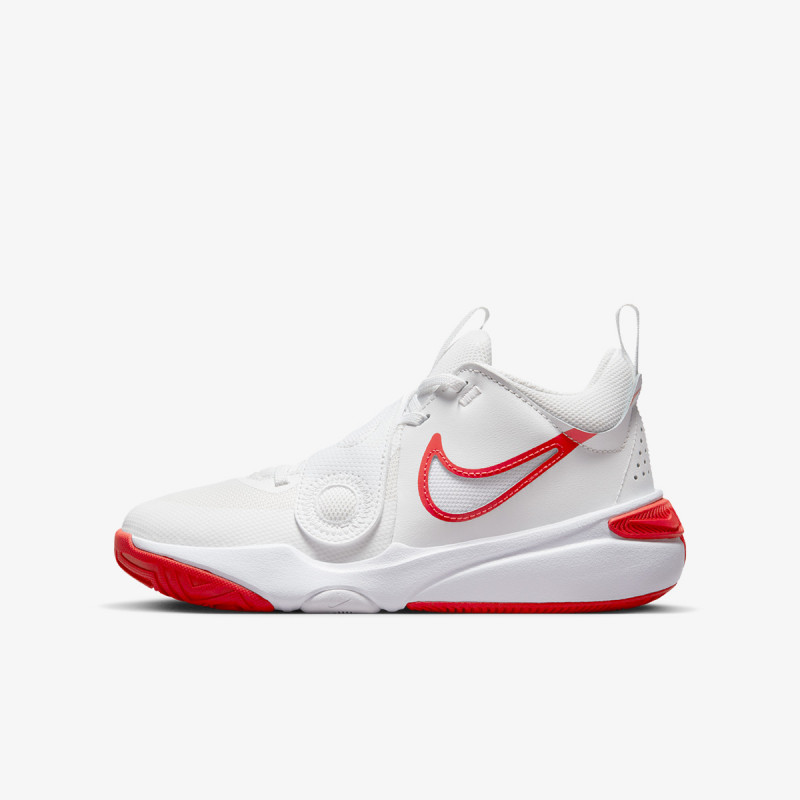 NIKE Superge Team Hustle D 11 