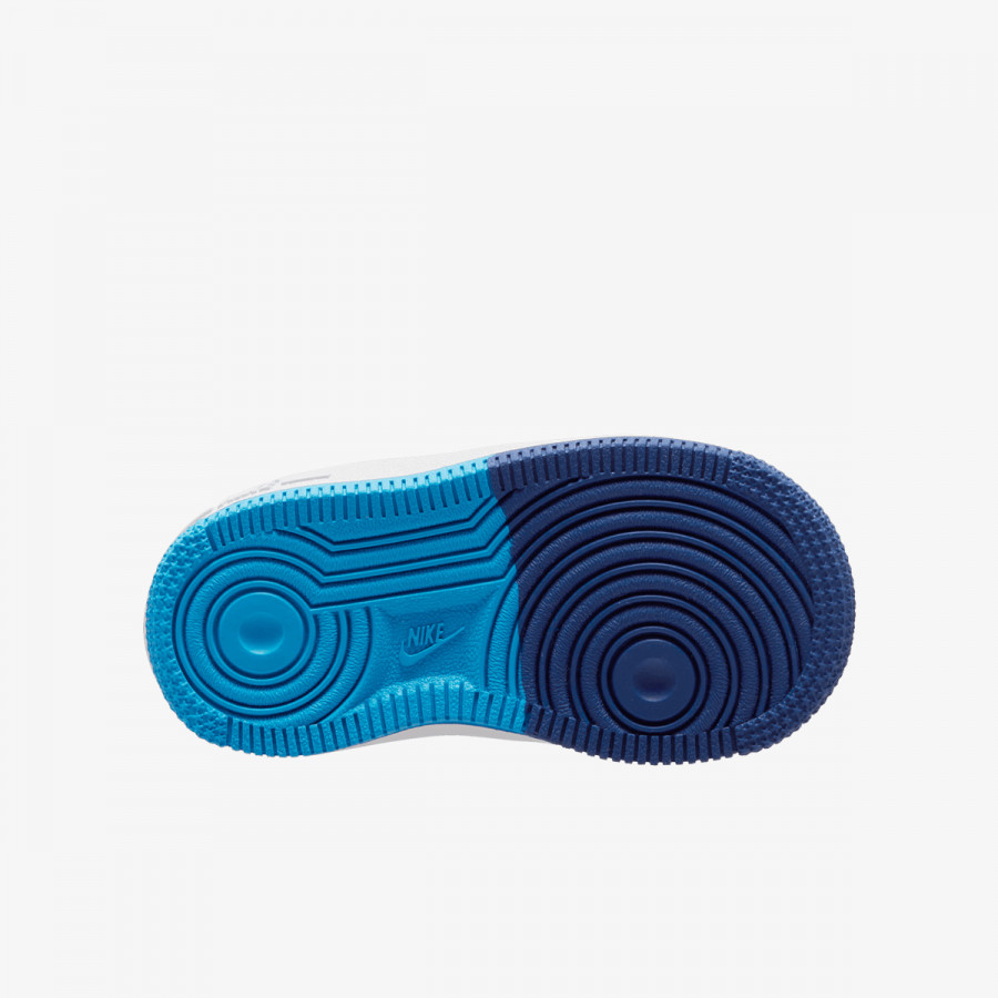 NIKE Superge FORCE 1 LV8 2 BT 