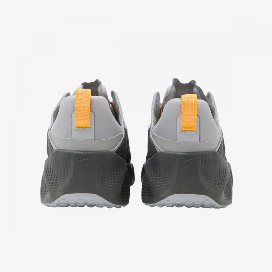 NIKE Superge NIKE AVA ROVER 