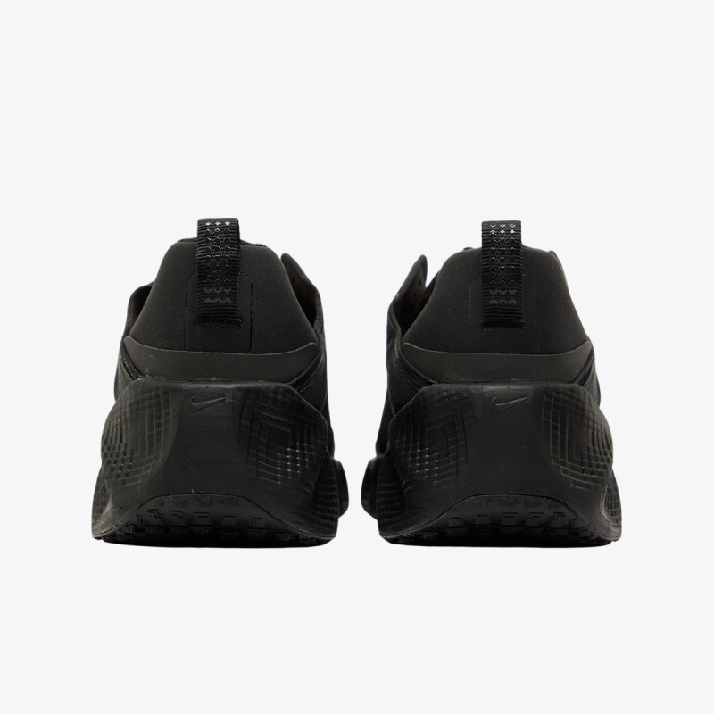 NIKE Superge NIKE AVA ROVER 