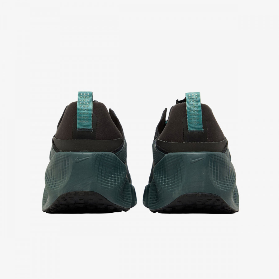 NIKE Superge NIKE AVA ROVER 