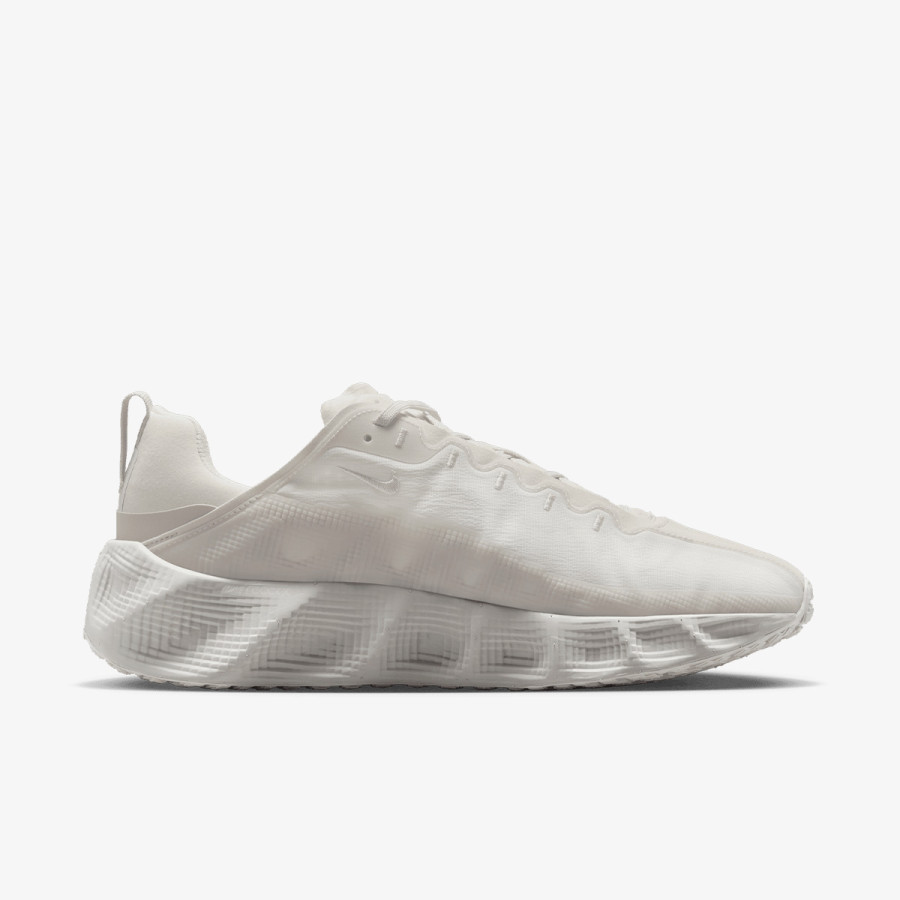 NIKE Superge NIKE AVA ROVER 