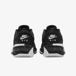 NIKE Superge ZOOM FREAK 5 