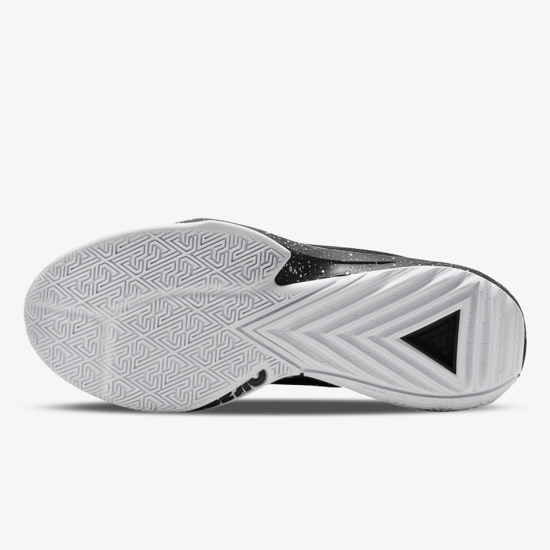NIKE Superge ZOOM FREAK 5 