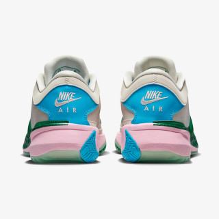 NIKE Superge ZOOM FREAK 5 