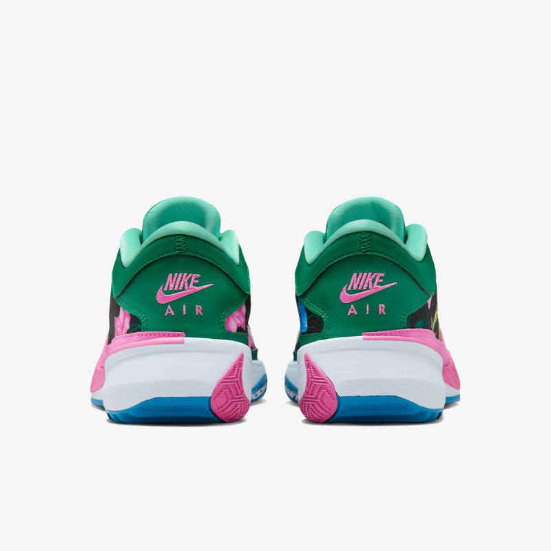 NIKE Superge ZOOM FREAK 5 