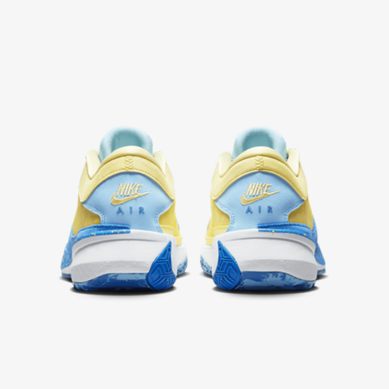 NIKE Superge ZOOM FREAK 5 