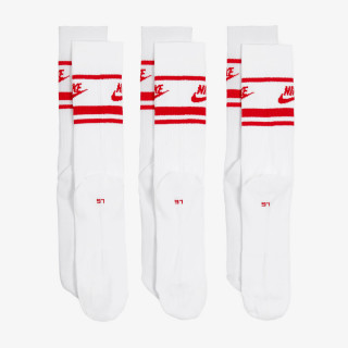 NIKE Sportswear Everyday Essential 