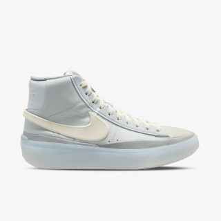 NIKE Superge BLAZER REVENANT 