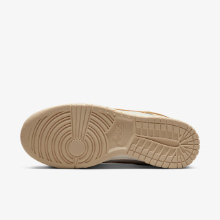 NIKE Superge Dunk Low Essentials 