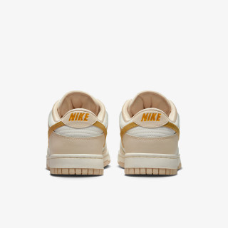 NIKE Superge Dunk Low Essentials 