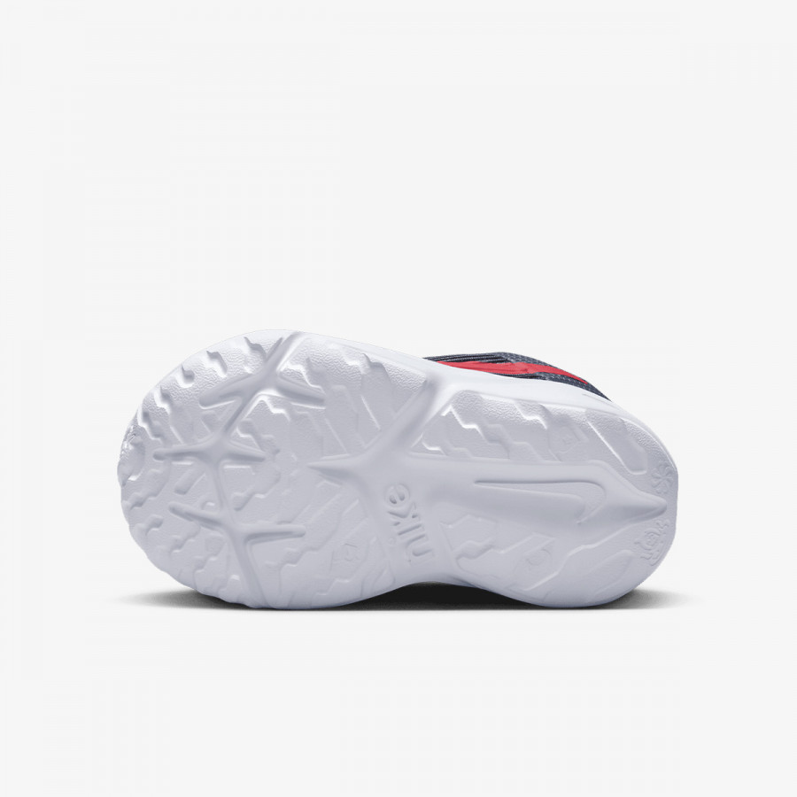 NIKE Superge Star Runner 4 