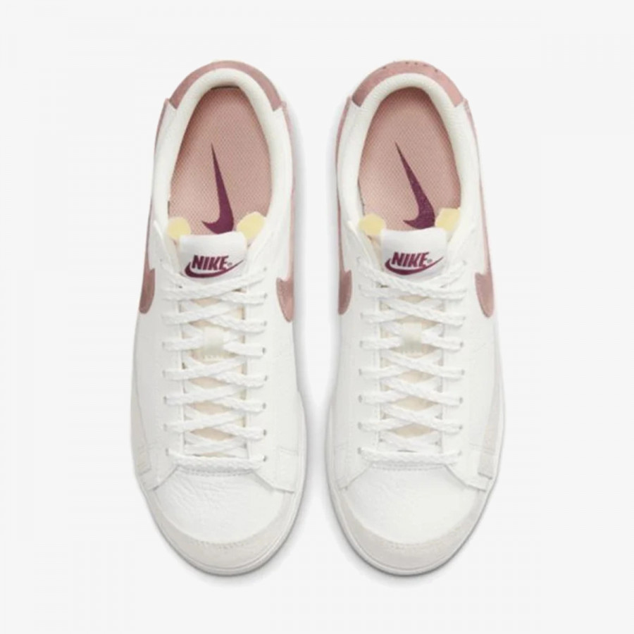 NIKE Superge WMNS BLAZER LO PLATFORM PE 