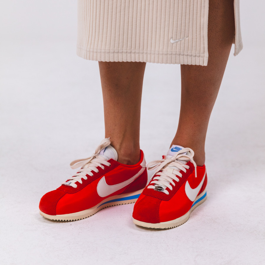 NIKE Superge W NIKE CORTEZ TXT 