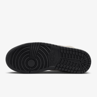 NIKE Superge AIR JORDAN 1 MID SE 