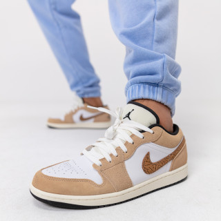 NIKE Superge AIR JORDAN 1 LOW SE 